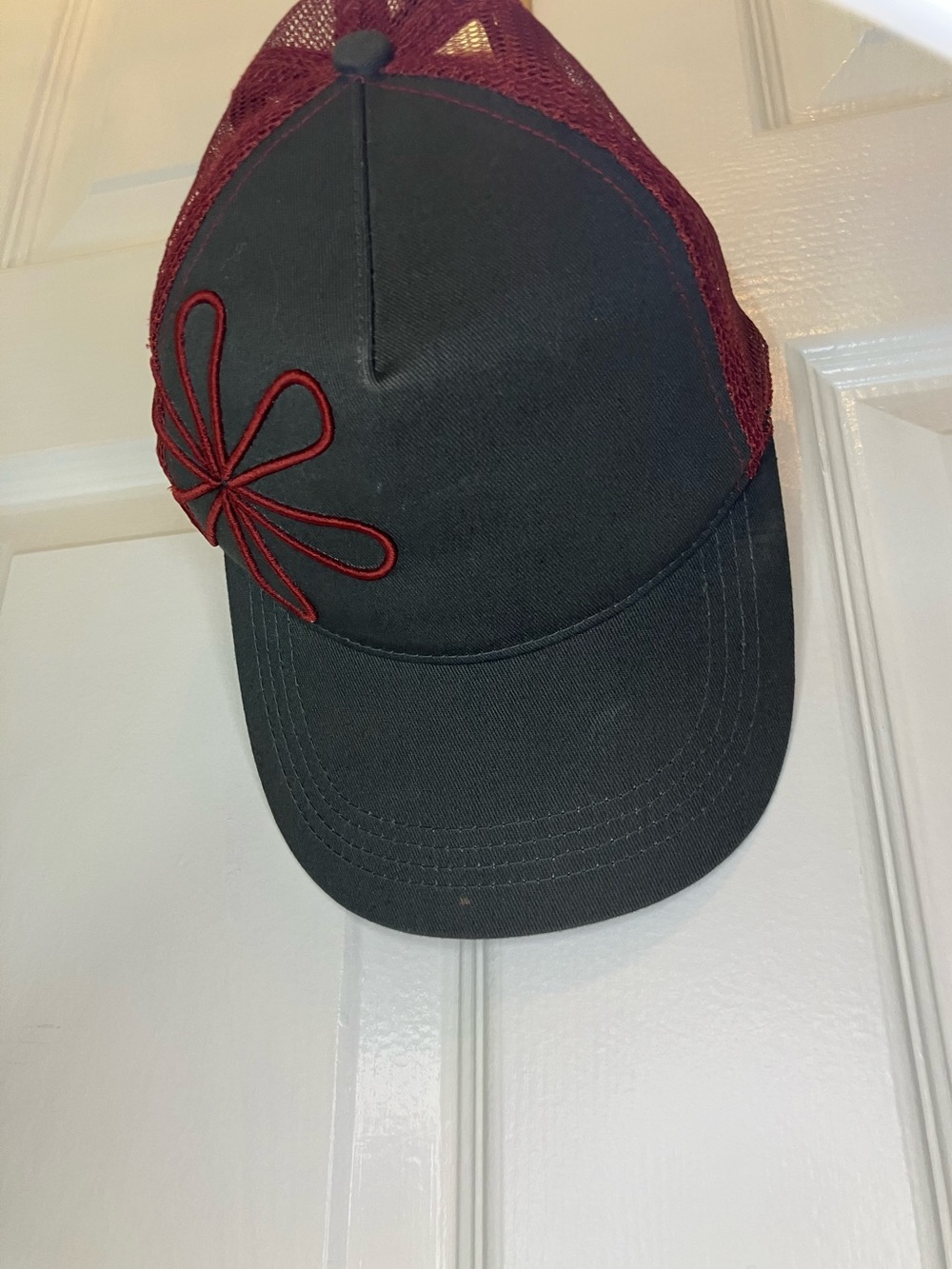 Erin Condren Black and Burgundy Mesh Trucker Hat with Floral Stitch